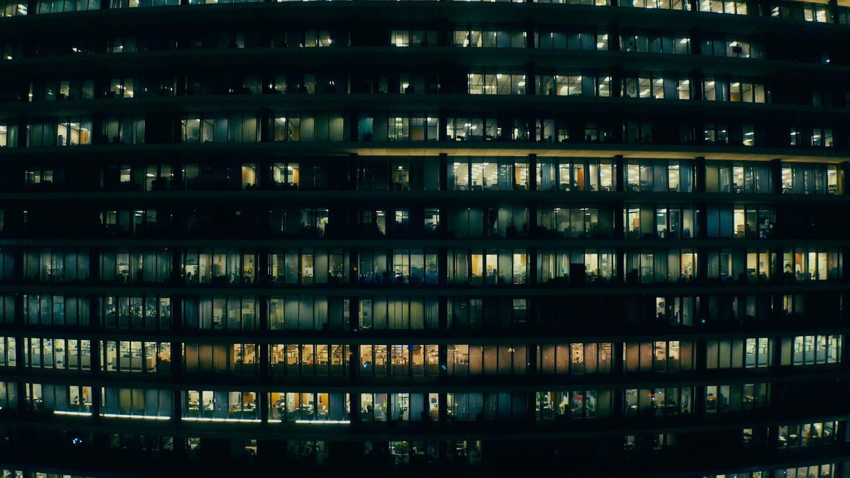 NADA SURF: JUST WAIT (Editing &amp; VFX)